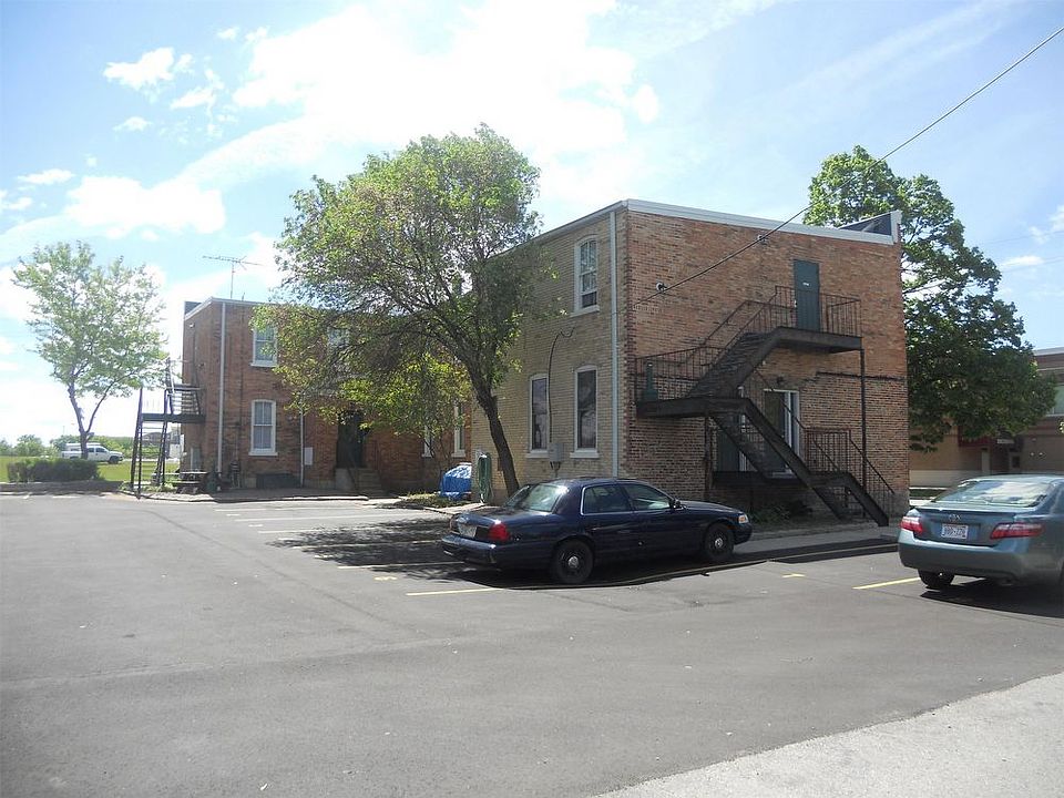 2nd image of 401 N Broadway APT 106