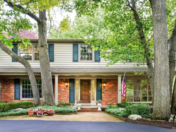 4269 N Willoway Estates Ct, Bloomfield Hills, MI 48302