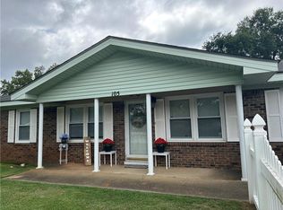 105 Virginia Dr, Warner Robins, GA 31093