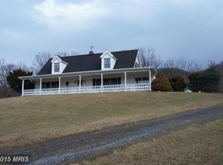 896 Pumpkin Center Rd, Petersburg, WV 26847