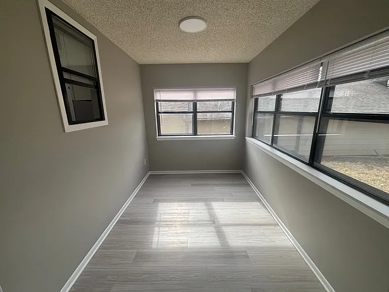 1319 Westbrooke St #1319 — Photo 7