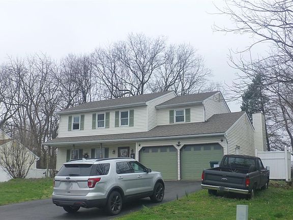 3rd image of 306 Faith Dr
