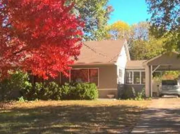 2140 Barker Ave, Lawrence, KS 66046