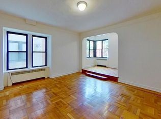 30 Park Ter E #1E1, New York, NY 10034