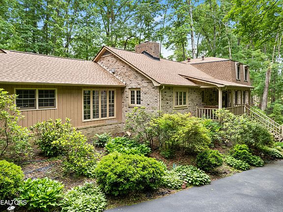 4th image of 1212 Night Hawk Ln