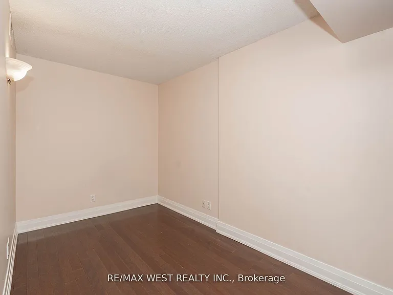 2737 Keele St #817 — Photo 20