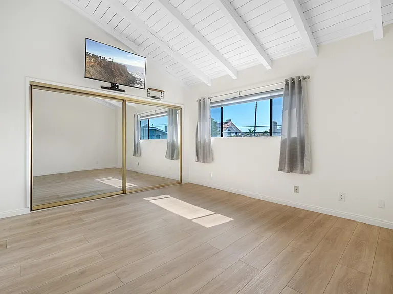 2520 Ruhland Ave #D — Photo 11