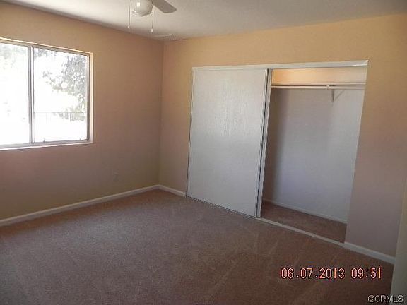 4th image of 27069 Yale St