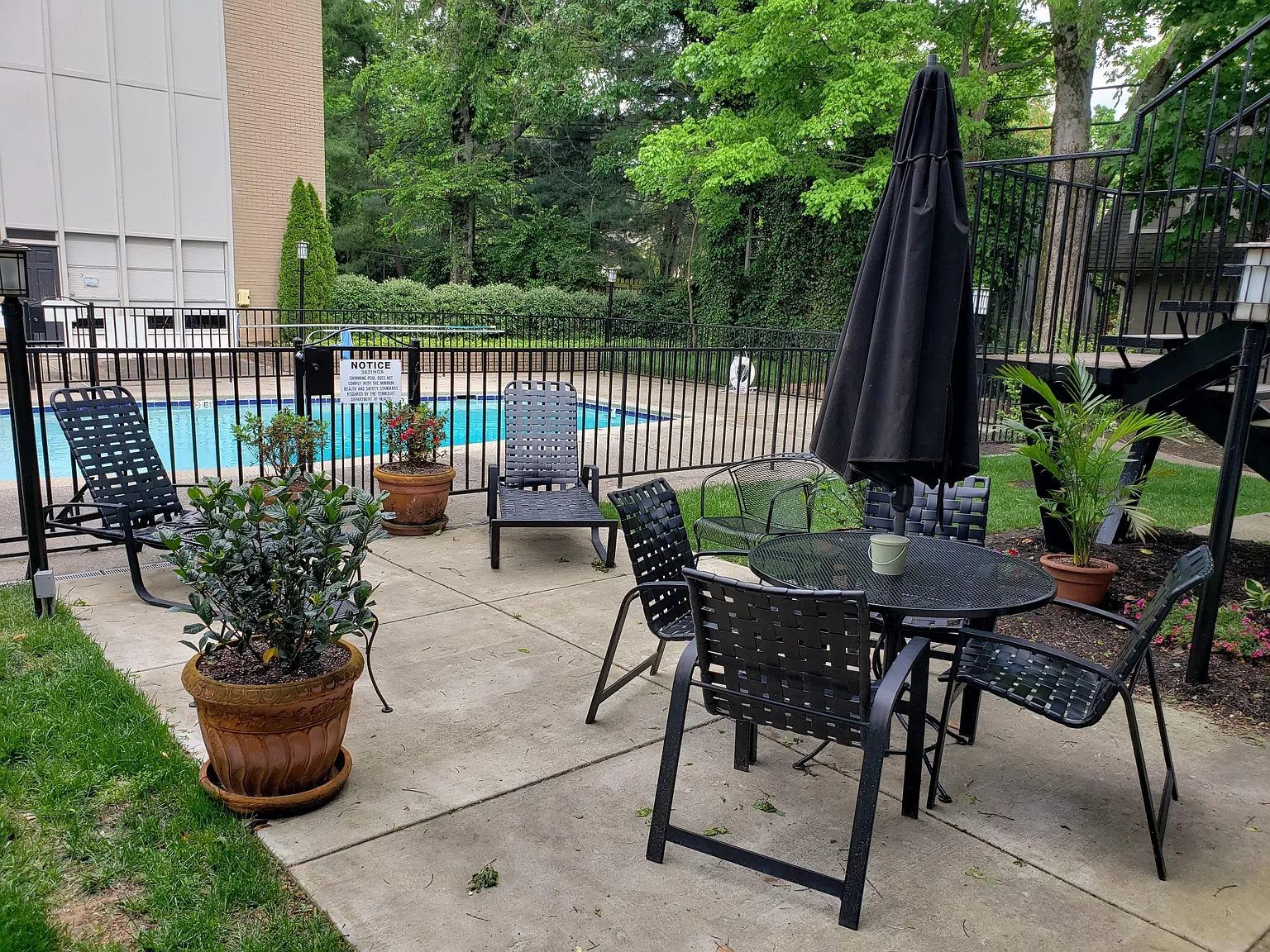 1 bed, 1.0 bath, 756 sqft, $1,400 — Photo 2