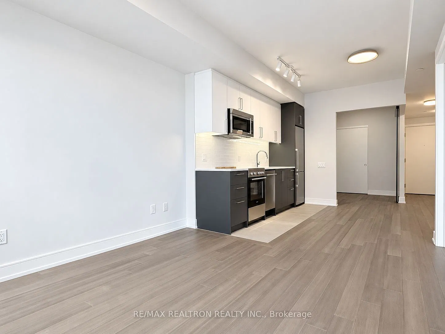 2 bed, $3,545 — Photo 4