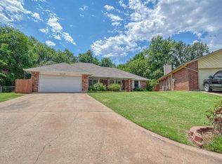 2608 Wood Holw, Norman, OK 73071