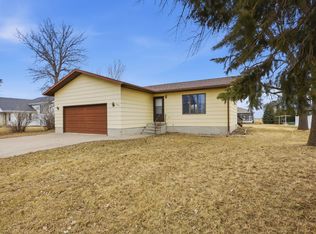 205 6th Ave E, Halstad, MN 56548