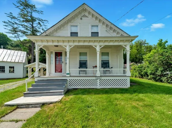 366 South Main Street, Bradford, VT 05033
