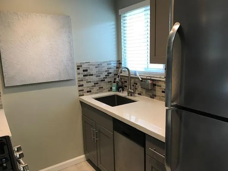 1718 S Grant St #3 — Photo 6