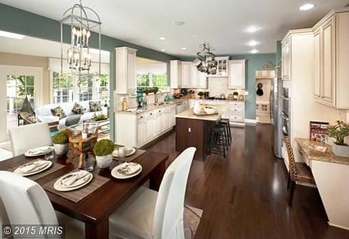 Langley Savannah Kitchen