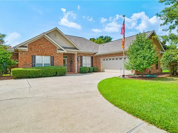 314 Saint Charles Ct, Fairhope, AL 36532