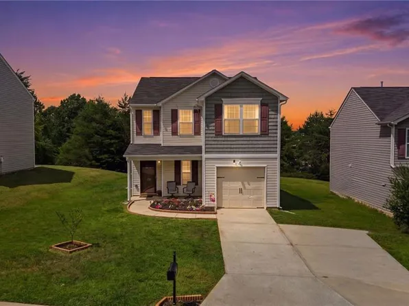 551 Clear Meadow Dr, Winston Salem, NC 27107