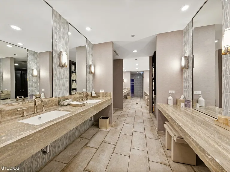 401 N Wabash Ave #37D — Photo 13