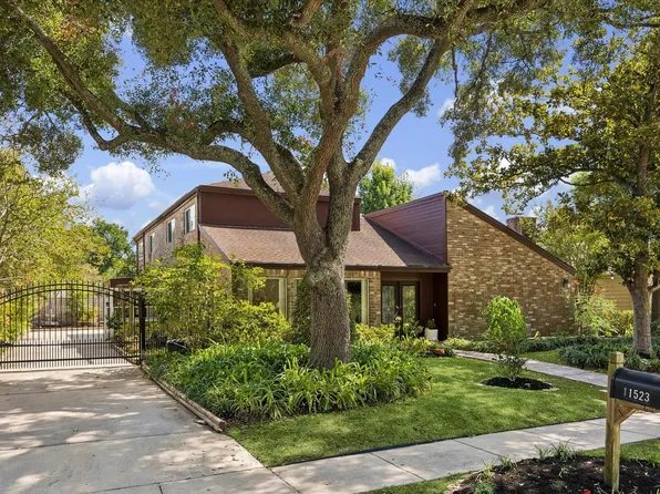 11523 Highgrove Dr, Houston, TX 77077