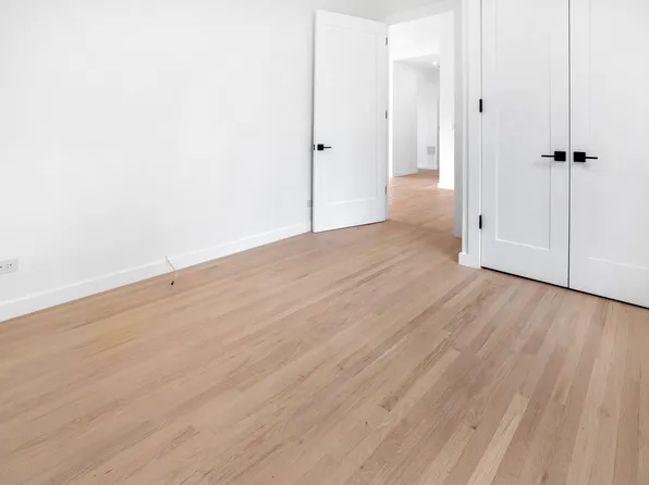 740 West End Avenue image 13 of 20