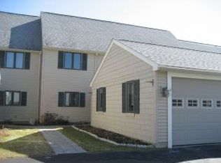 70 Hampton Towne Est, Hampton, NH 03842