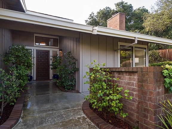 3rd image of 10398 Heney Creek Pl