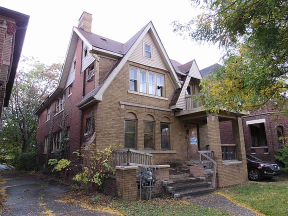 3316 Webb