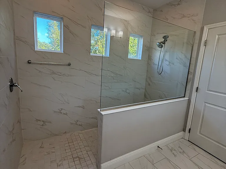 2813 Roseglen Way — Photo 19