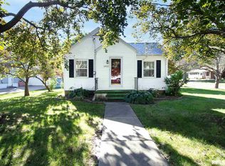 2402 30th St, Rock Island, IL