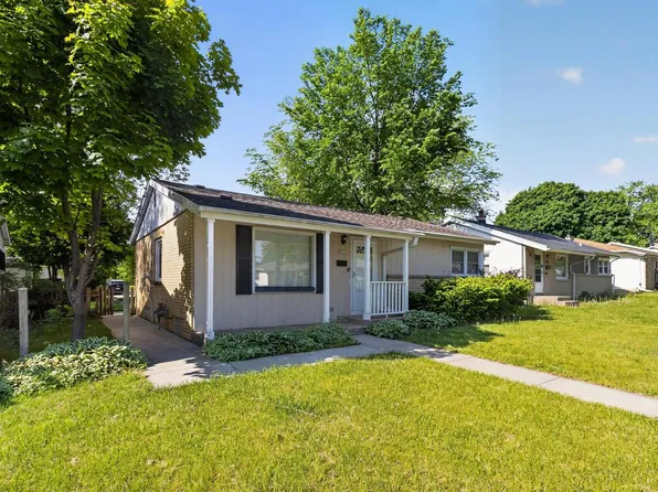 8531 W Lawrence AVENUE, Milwaukee, WI 53225