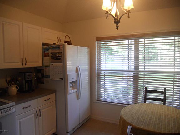 5th image of 4720 Roberta St