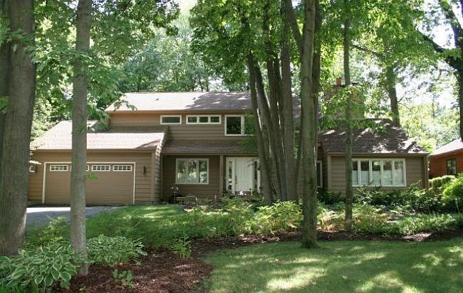 1st image of 5827 Schumann Dr