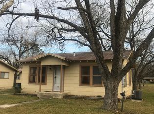 170 E Edgewater Ter, New Braunfels, TX 78130
