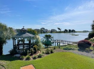 136 Circle Dr, Hampstead, NC 28443