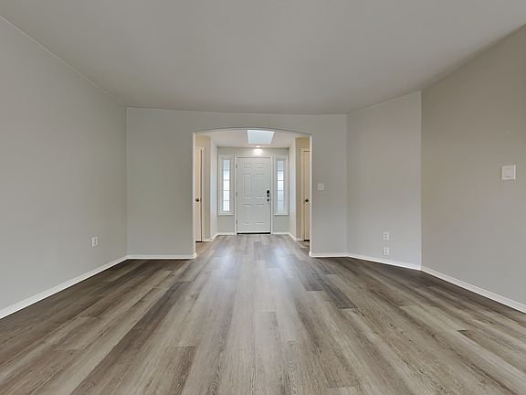 3rd image of 9142 Deni Dr NE