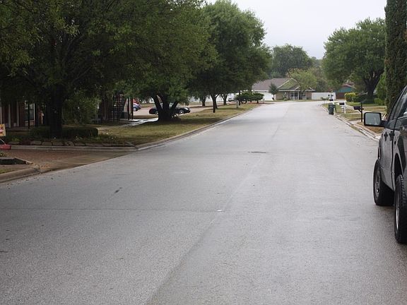 4th image of 2104 Wheeler Ave
