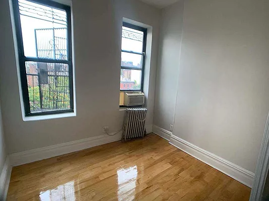 Rented by J PRESTON AND ASSOCIATES INC | media 8