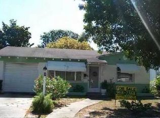 618 S J St, Lake Worth, FL 33460