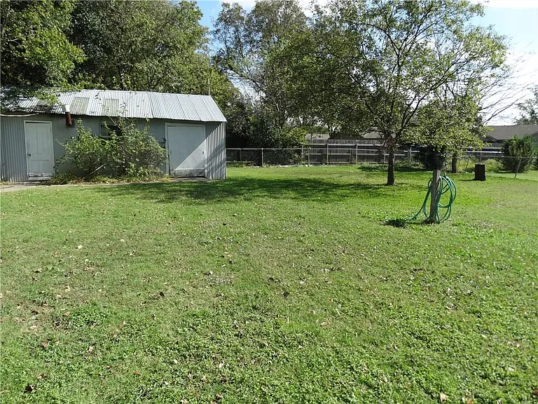 506 S Arizona Dr — Photo 18