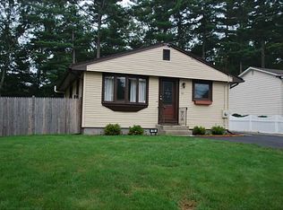 19 Riverview Ave, Smithfield, RI 02917