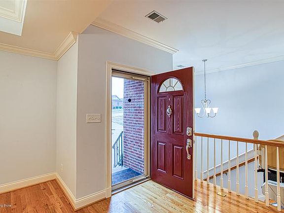 5th image of 1117 Leawood Dr