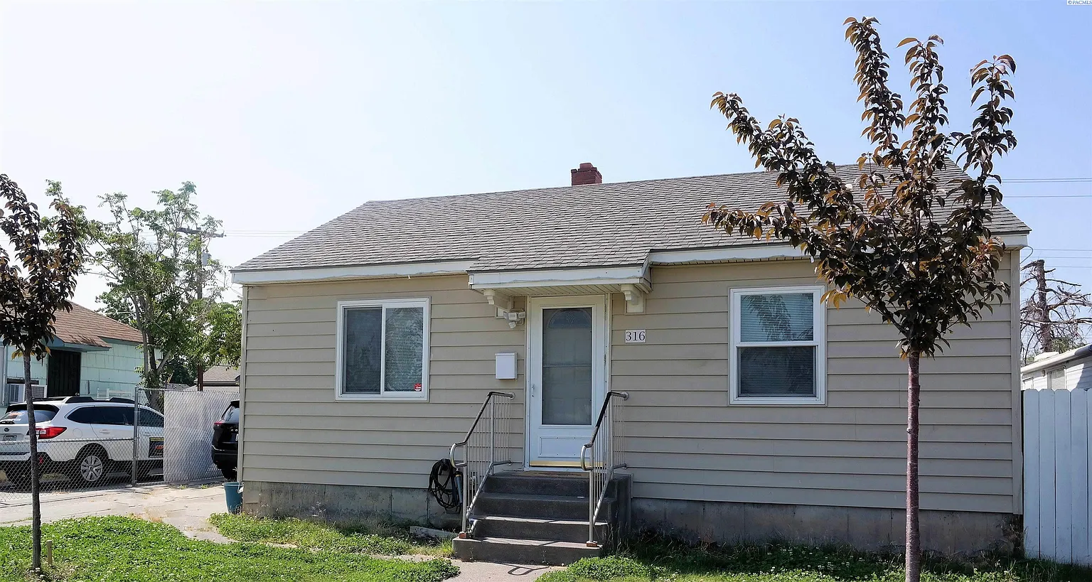316 E 2nd Ave photo 1