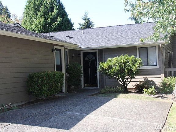 2nd image of 15916 NE 41st St
