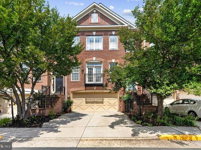 13042 Greg Roy Ln, Herndon, VA, 20171