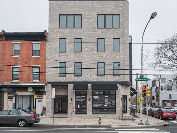 2nd image of 1801 Fairmount Ave #402