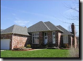 1648 W Highland St, Springfield, MO 65807