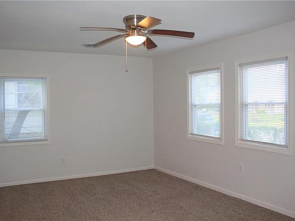 5th image of 5213 Crest Dr