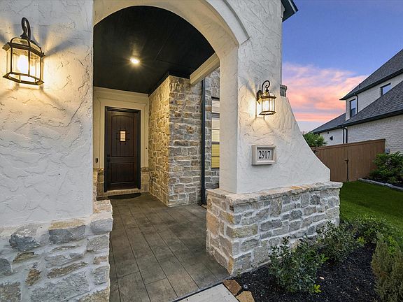 3rd image of 2917 Apple Rose Ln