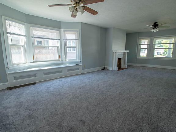 3rd image of 1504 Wagar Ave