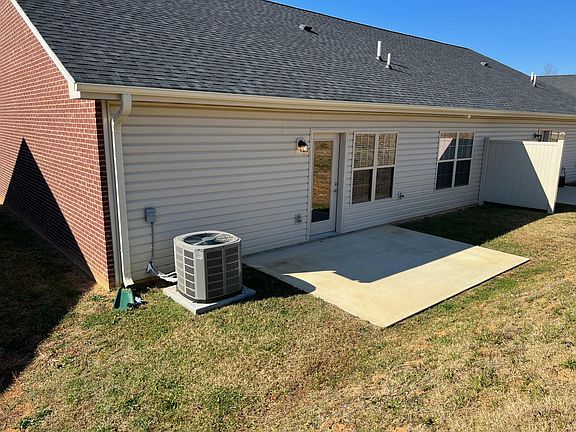 2nd image of 5858 Trestle Way